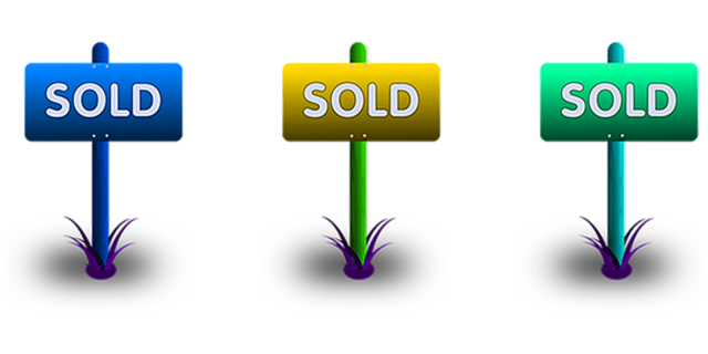 3 sold signs